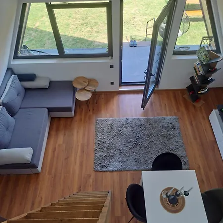 Holiday home Vikendica Na Avali *